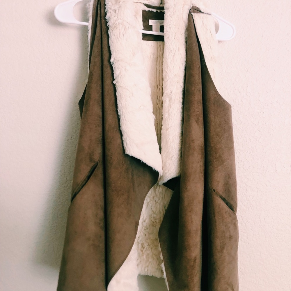 fuzzy vest from nordstrom